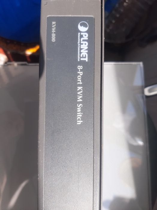 KVM свіч для розширення