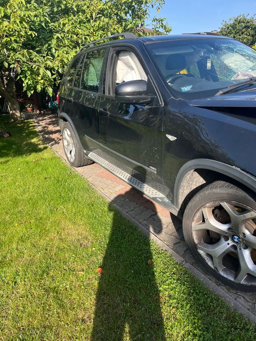 Sprzedam Bmw x5 e70 4.8 benzyna/gaz