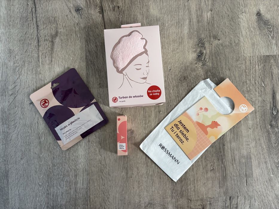 Maska turban pomadka rossmann zawieszka zestaw