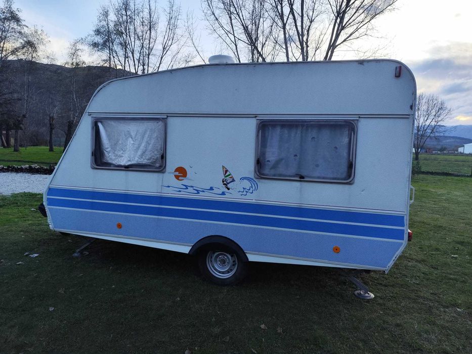 Caravana Pluma GROU 380