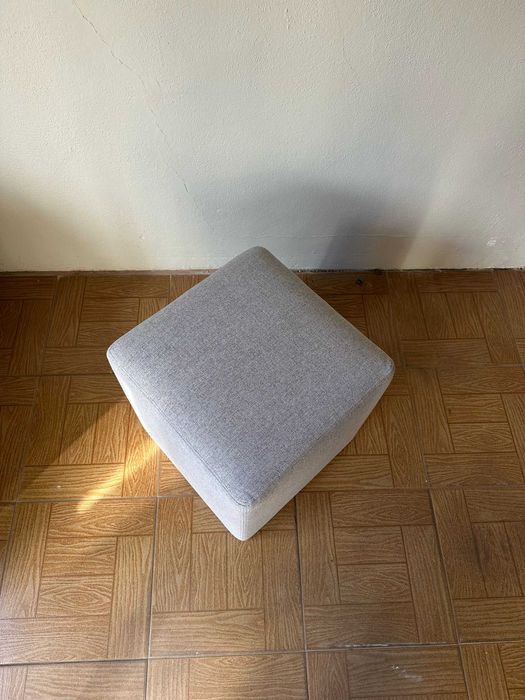 Puff Quadrado Cinza
