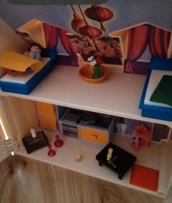 Duży domek Playmobil z akcesoriami