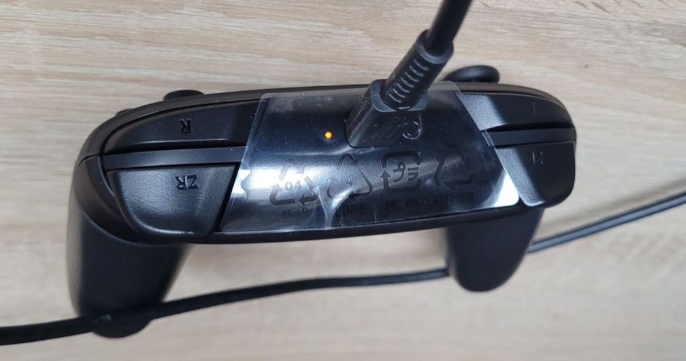 Nowy czarny Pro Controller do  Nintendo Switch lub Nintendo Switch 2