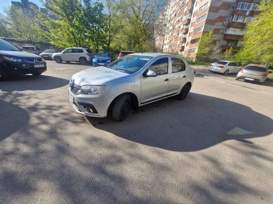 Renault Logan 2017 • 1.5 дизель • экономичный и надежный