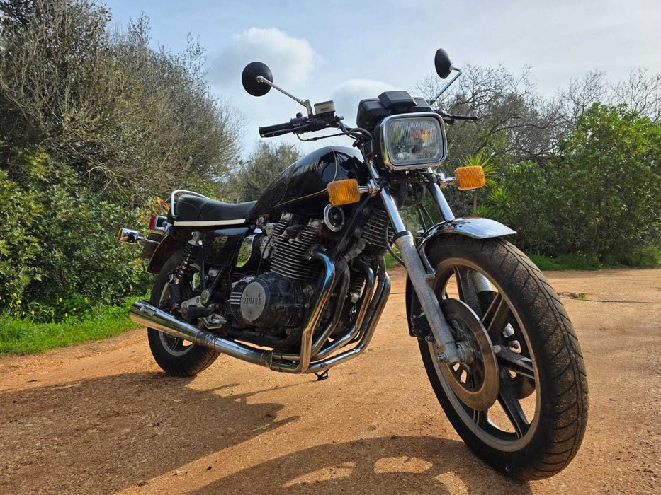 Yamaha XS1100 Clássico