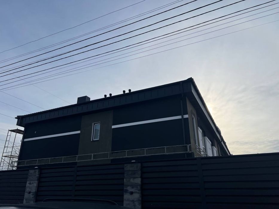 Таунхаус в елітному районі поруч з аграрним університетом