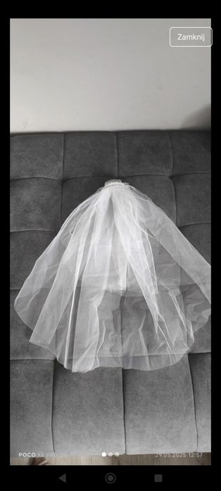 Krótki biały welon