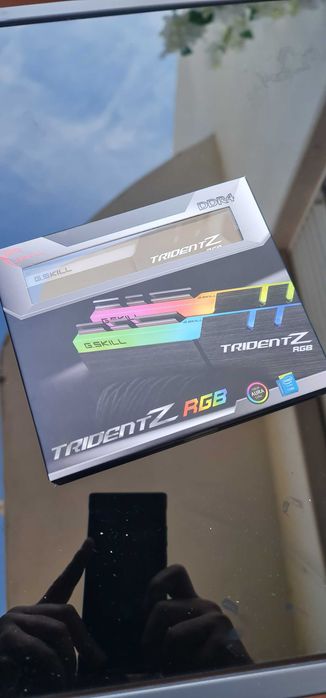 RAM G Skill Trident Z RGB 3866Mhz 2x8GB c/ caixa original