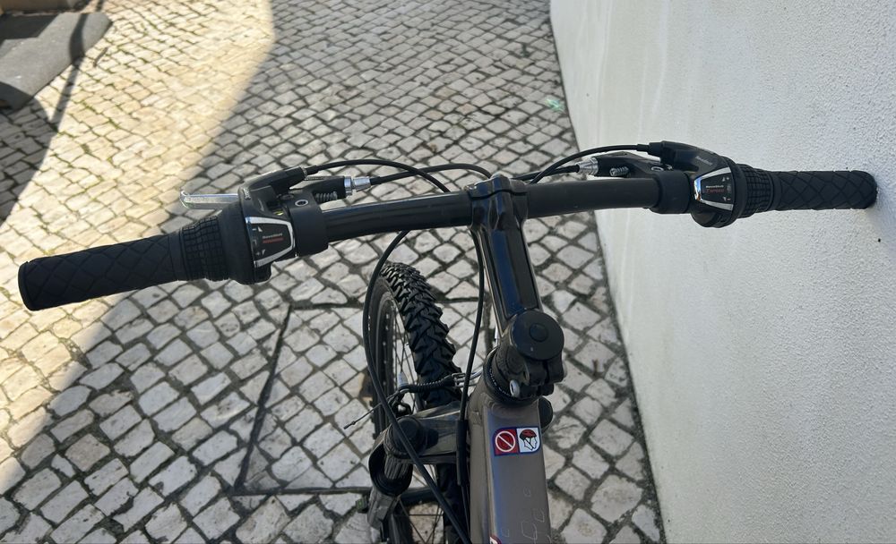 Bicicleta montanha roda 26”