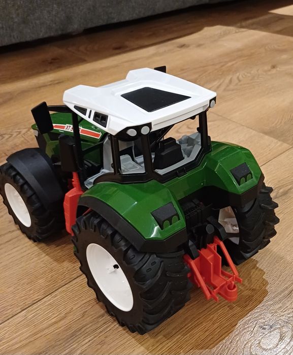 Bruder traktor jak nowy