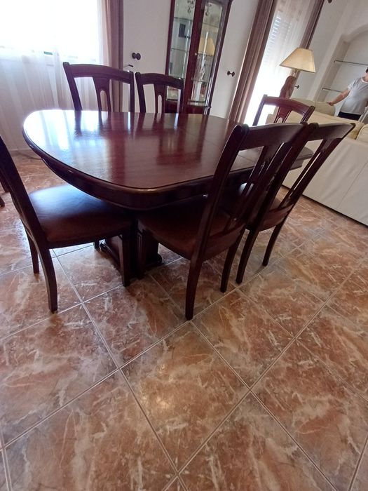 Mesa De Jantar Com 6 Cadeiras