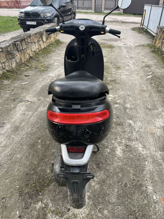 Електроскутер ecooter e1r