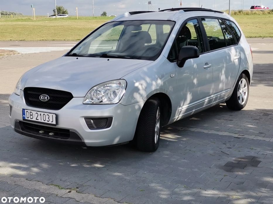 Kia Carens