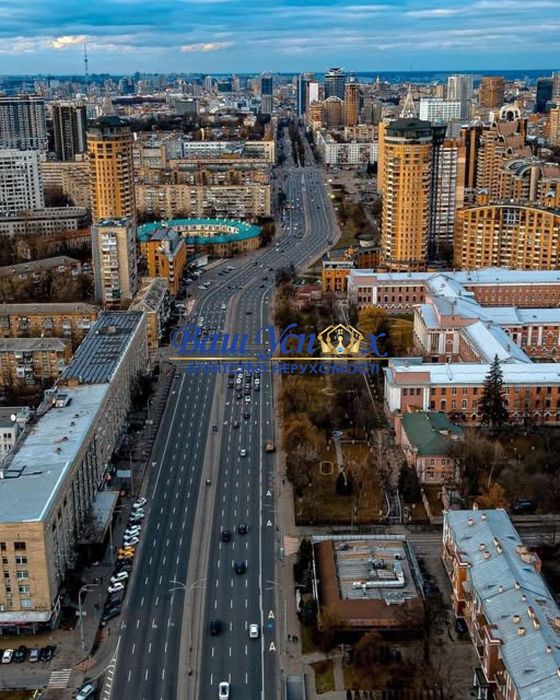 Аренда помещения  Леси Украинки  ресторан ,магазин, продуктовый