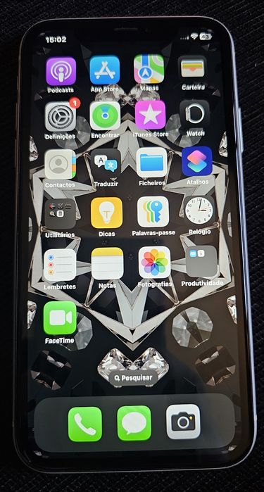 IPhone XR.  64g.