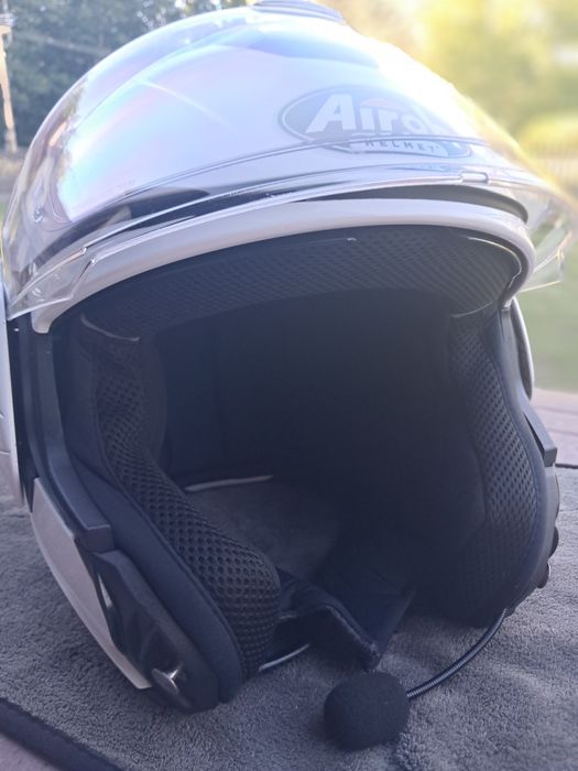 Kask motocyklowy Airoh Rev 19 XL + Intrecom