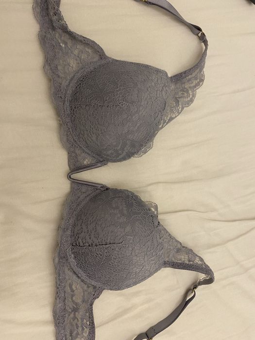 Biustonosz z wycięciem szary