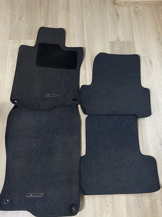 Продам коврики honda accord 8