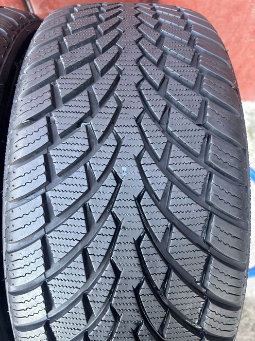 225/40/18 R18 Sonar winter PF-2 зима 2 шт