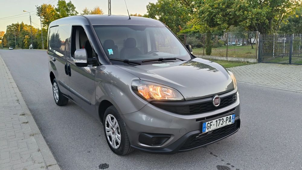 Fiat DOBLO  Professional  Super stan, 3-osobowy