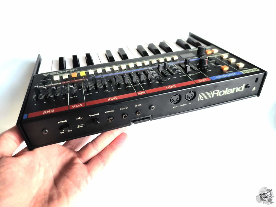 Зеконом 33%! Як нові Синт Roland Juno JU-06A + клава Roland K25-M Keyboard + чохол