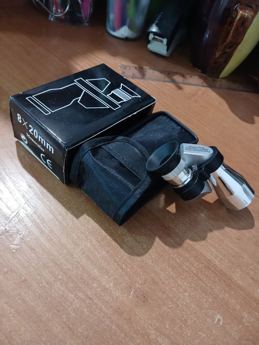 монокуляр 8×20    .