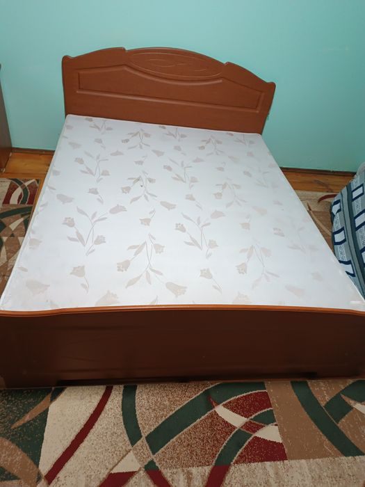 Ліжко двоспальне