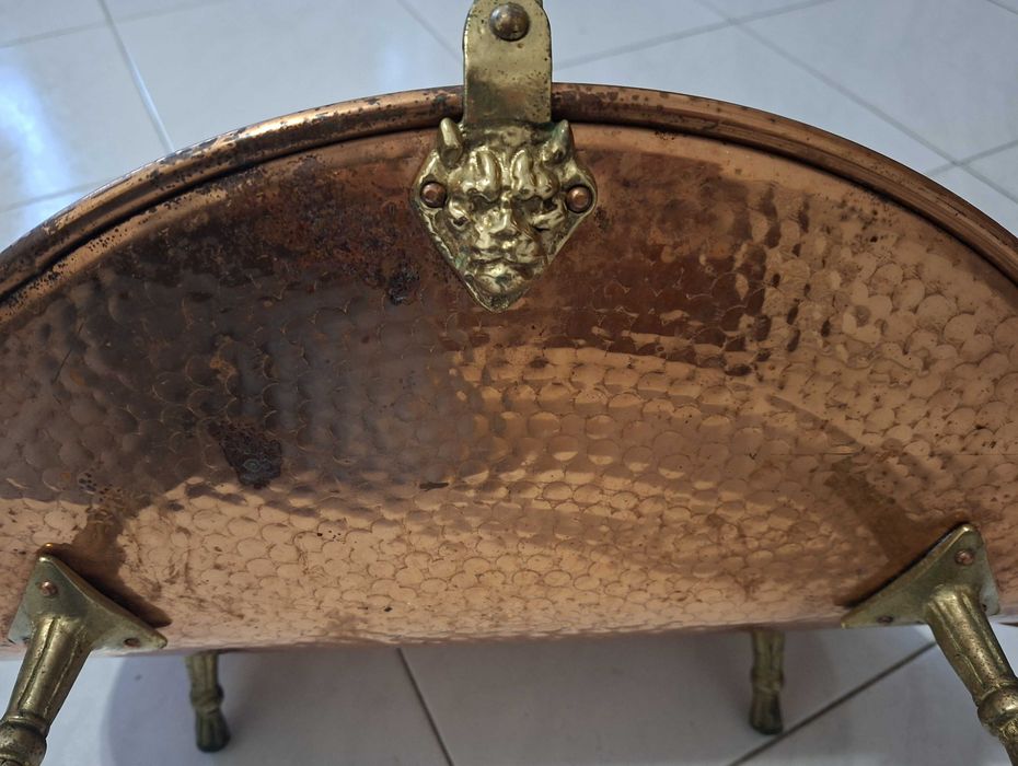 Cesto de cobre para lenha, vintage