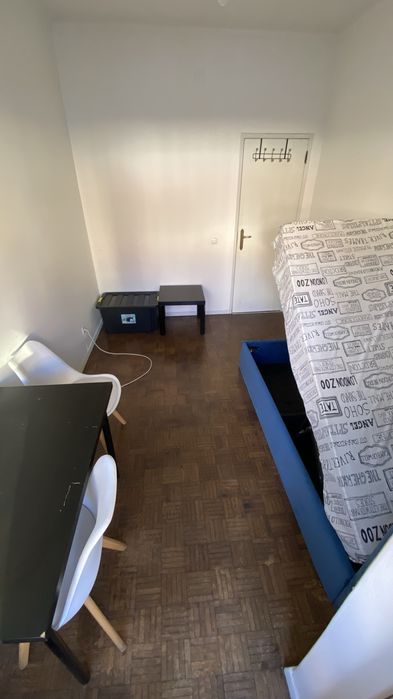 Quarto para arrendar em frente a terminal fluvial do Barreiro