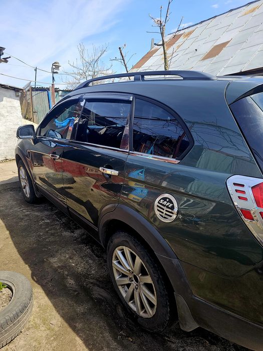 Продам Chevrolet Captiva