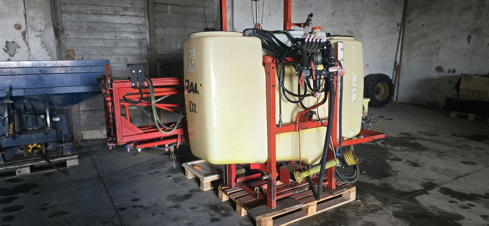 Sprzedam opryskiwacz rau  d2 1000l 15 belka z niemiec Nie amazone