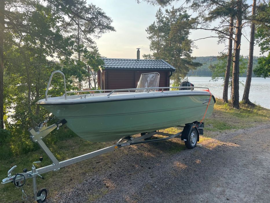 Łódź Crescent 480 Solo z 1999 roku + silnik Mercury 60HP (1999)