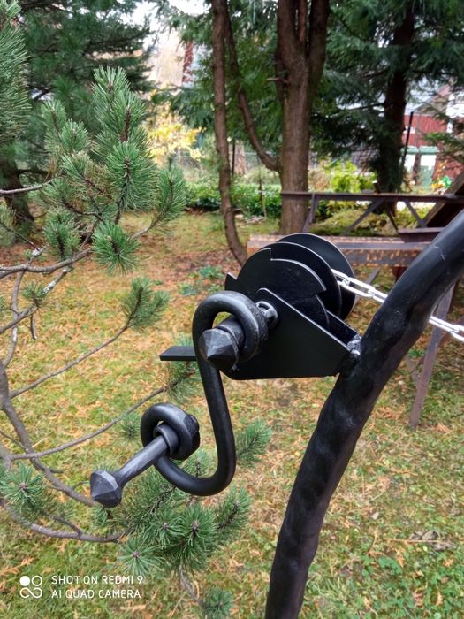 Grill ogrodowy ręcznie kuty