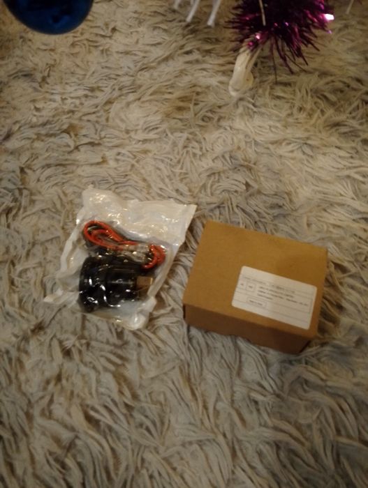 Ładowarka samochodowa