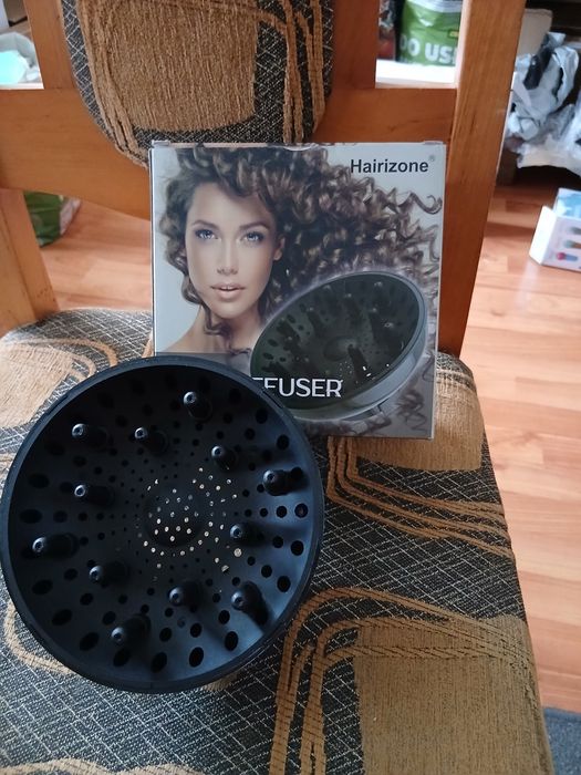 czarny uniwersalny dyfuzor do włosów Hairizone.