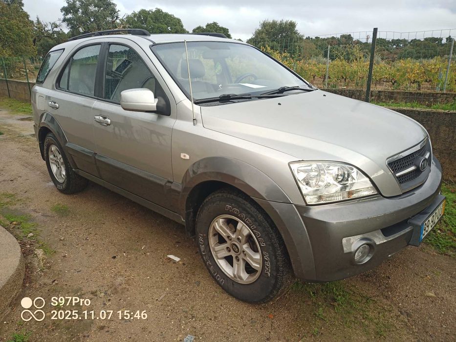 KIA SORENTO 2.5cc   140cv