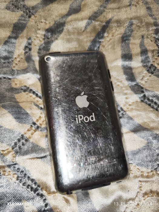 Продам плеер iPod  8 g