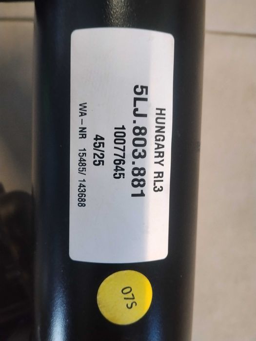 Oryginalny Hak Holowniczy Skoda ELROQ 5LJ803881