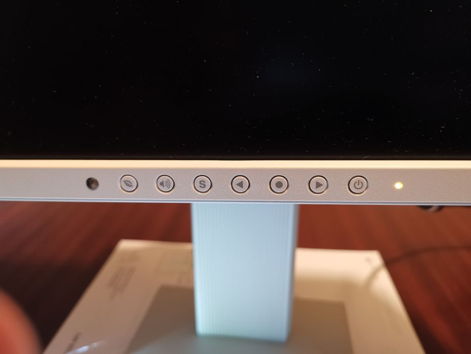 Monitor Eizo 19" LCD. Óptimas condições