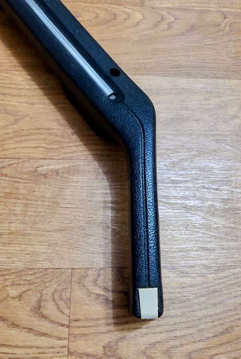 Задняя ручка-подлокотник ВАЗ 2106-07.