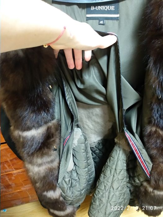 Парка з натуральним хутром песця