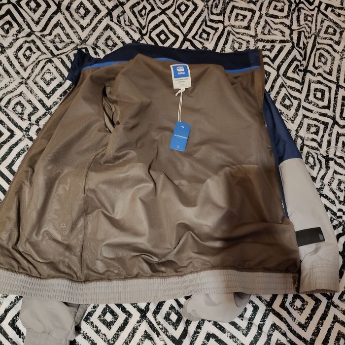 G-star raw.absolutnie nowa,cena na stronie 400 zl