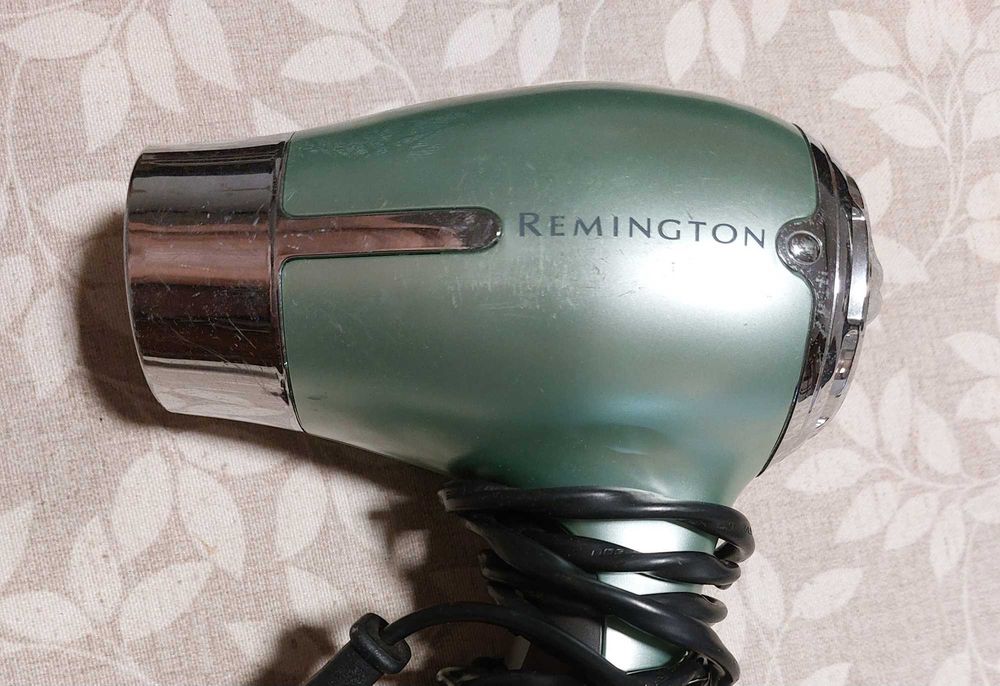 Hair Dryer - REMINGTON