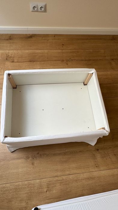 Pufa - podnóżek Ektrop ikea ze schowkiem