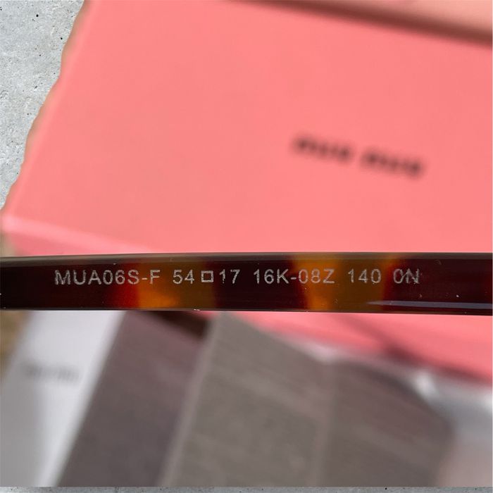 Óculos Miu Miu originais com certificado e fatura