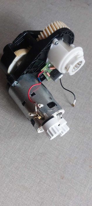 Редуктор в сборе на мясорубку PHILIPS HR 2724, HR 2725