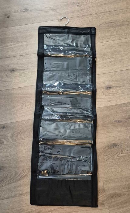 Organizer z wieszakiem na 8 torebek