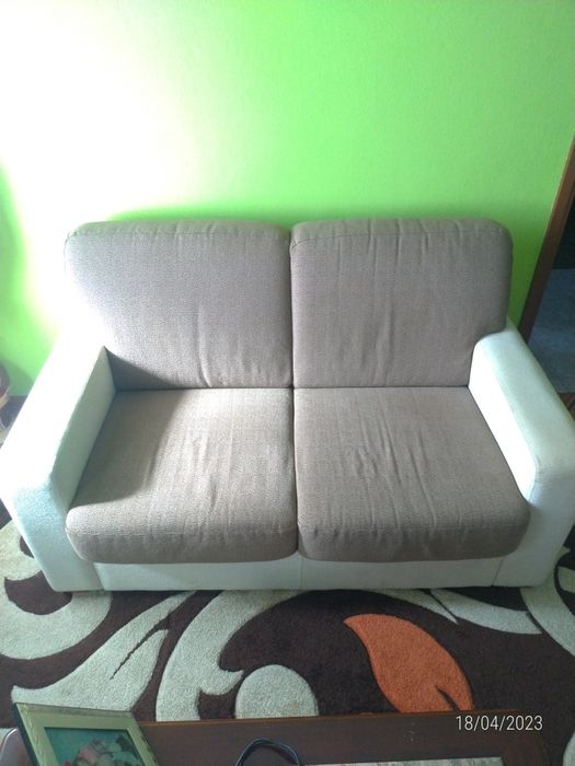 Sofás em Tecido Cor Clara