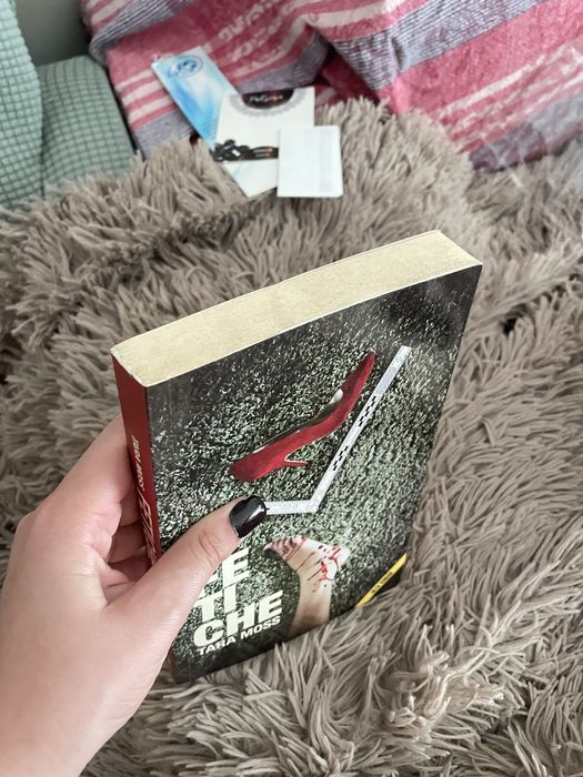 Livro Fetiche de Tara Moss