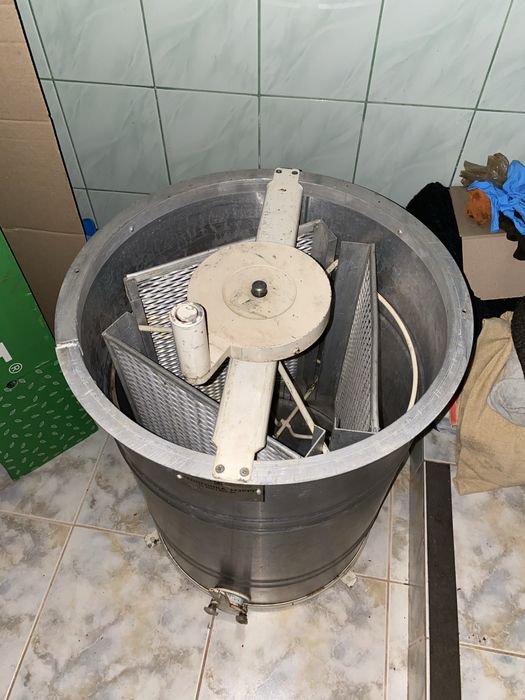 Вулики та медогон, комплектом